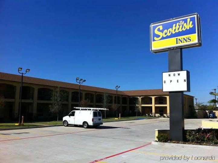 Scottish Inns Fort Worth Exterior photo